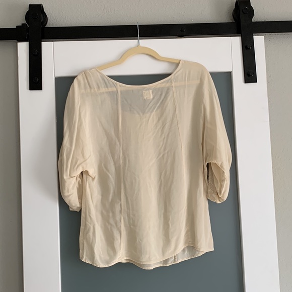 Anthropologie Gathered Sleeve Button Detail Blouse - Picture 2 of 11